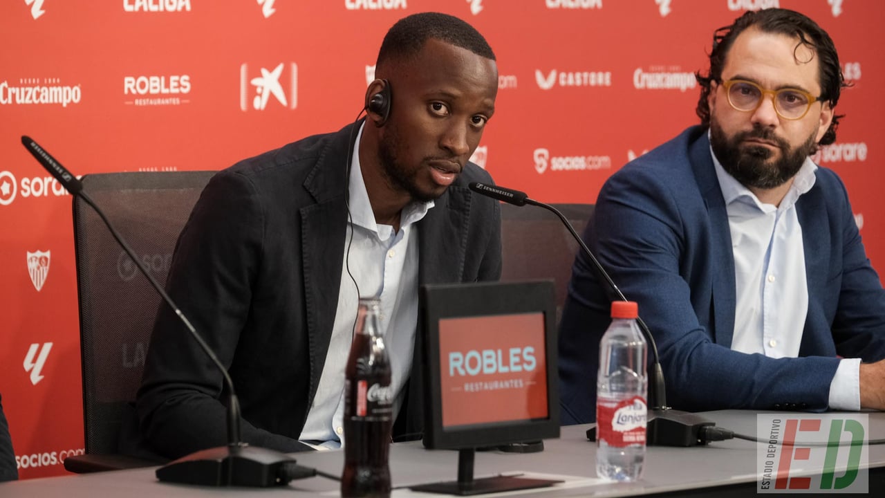 Orta analiza el mercado del Sevilla: 'Rafa Mir se queda', el sustituto de Montiel, próximos fichajes y salidas...