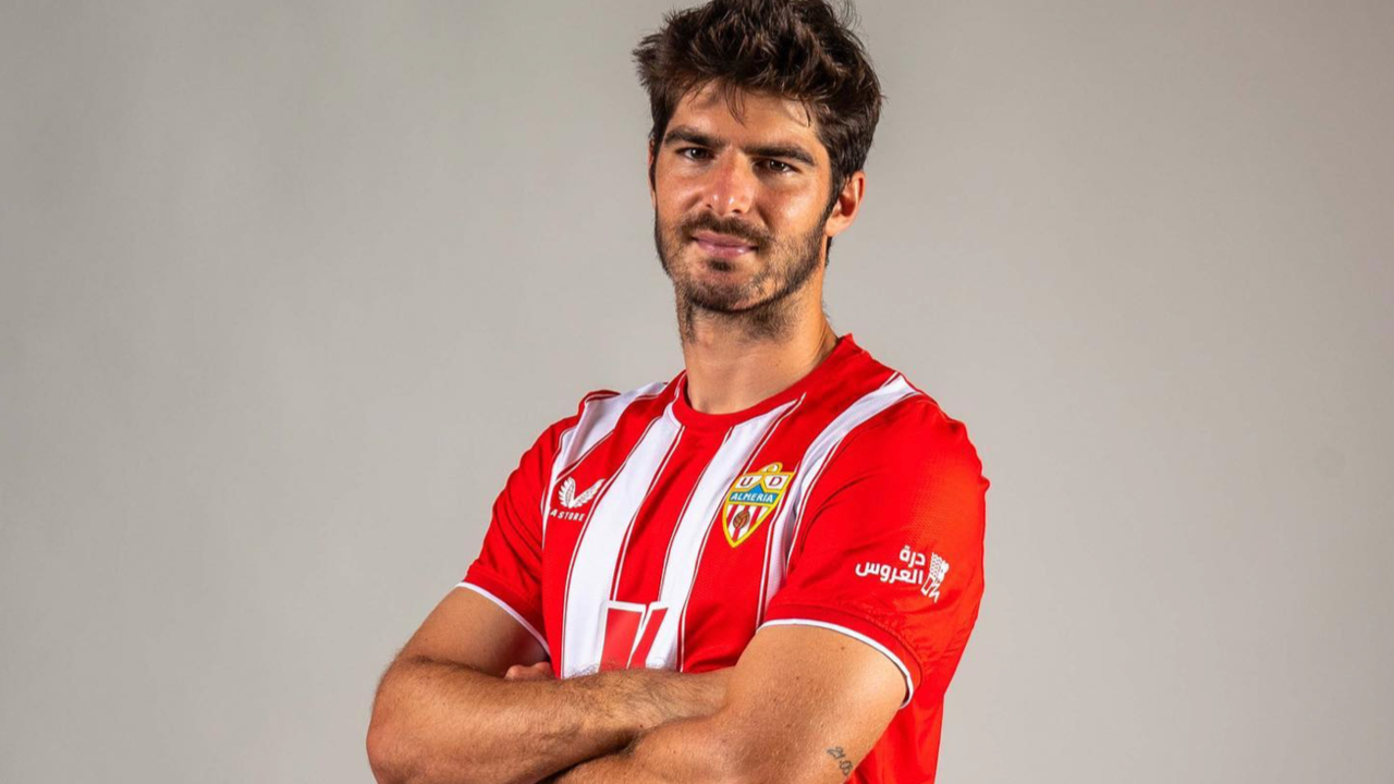 Melero calma a las masas y muestra su apoyo a Rubi