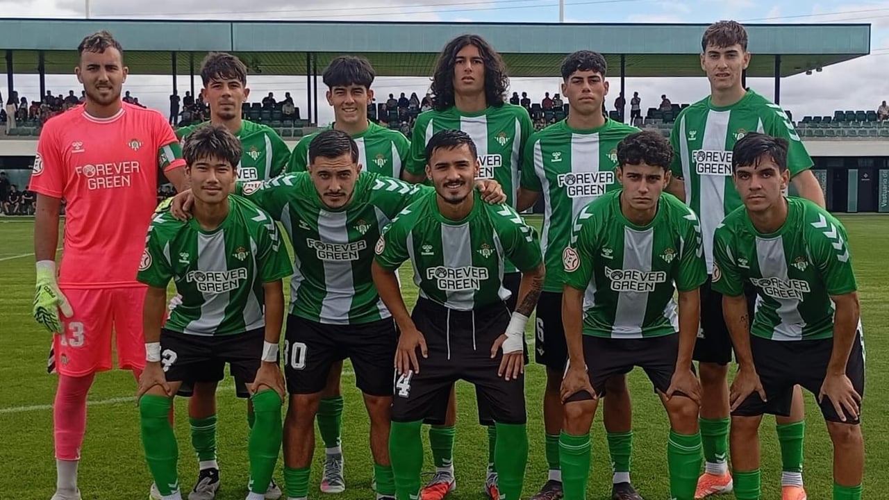 Hay relevo: Juan, hermano de Jesús Rodríguez, debuta como titular en el juvenil A con un 'hat-trick'