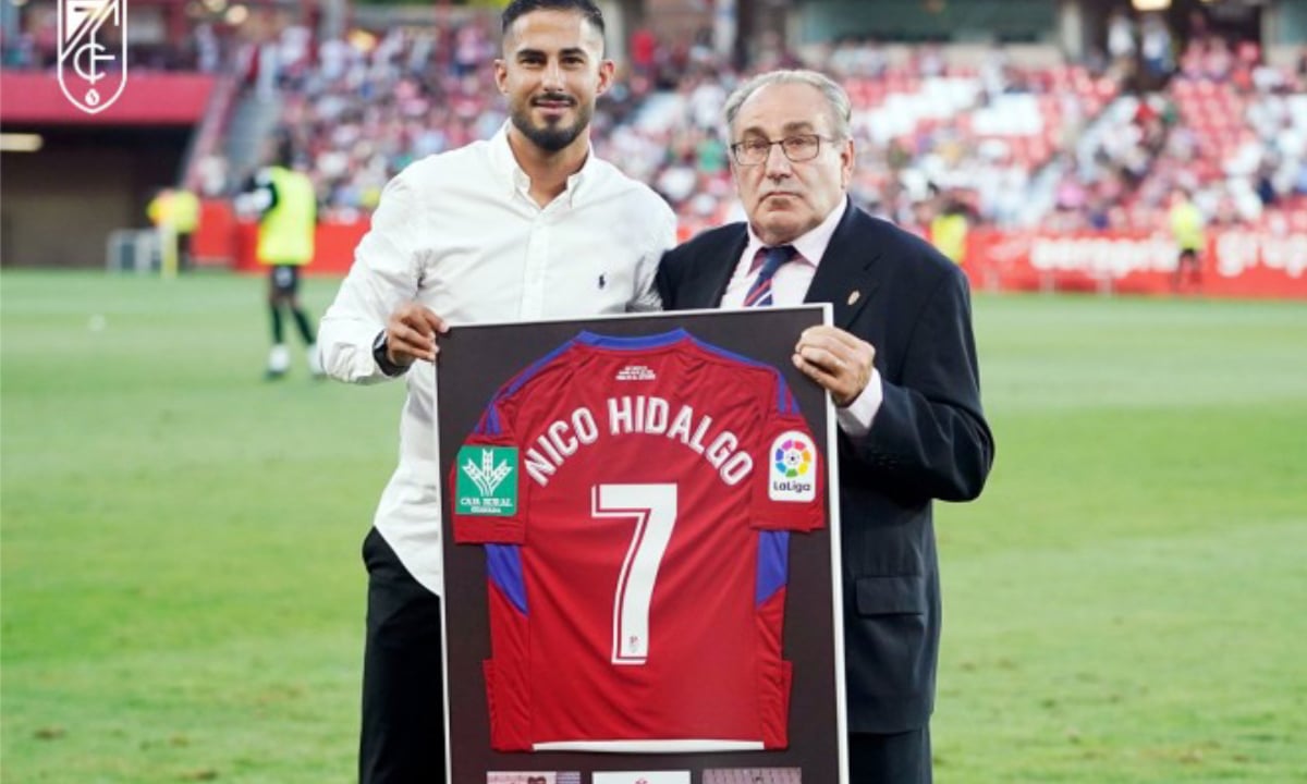 Ex de Cádiz y Granada recibe un homenaje en Los Cármenes en su lucha contra el cáncer de pulmón