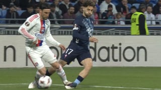 El penalti clamoroso no pitado Javi Rueda en el Olympique Lyon - Celta