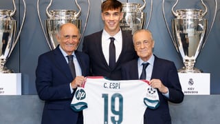 Carlos Espí, presentado oficialmente por el Real Madrid: "He dormido muy poco"