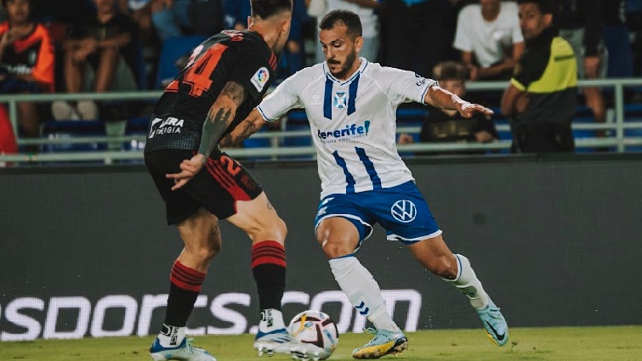 El Tenerife confirma un nuevo adiós