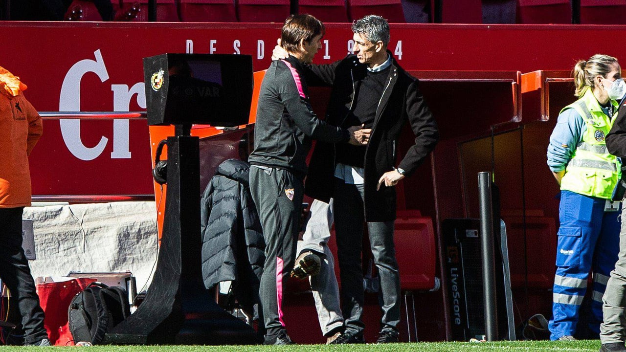 Imanol Alguacil recibe un consejo que no ayuda al Sevilla