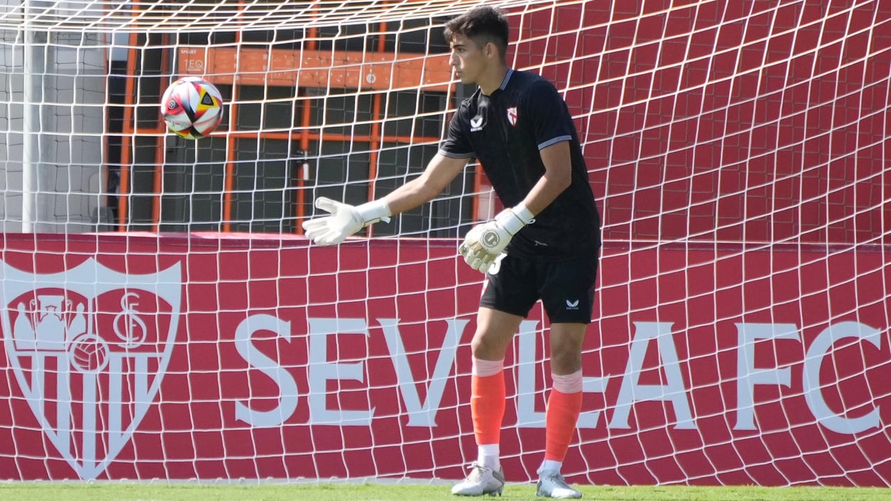 ¿Qué pasa con Alberto Flores en el Sevilla?