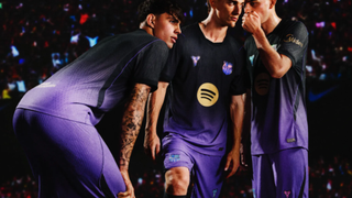 La segunda equipación del Barcelona: homenaje en negro y púrpura a Kobe Bryant