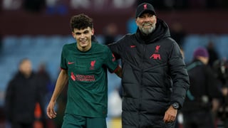 Bajcetic busca equipo en LaLiga: Sevilla, Rayo Vallecano y Elche tantean el fichaje del joven del Liverpool  