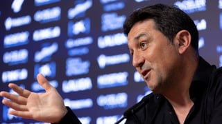 Braulio Vázquez, director deportivo de Osasuna, explica la venta de Víctor Muñoz