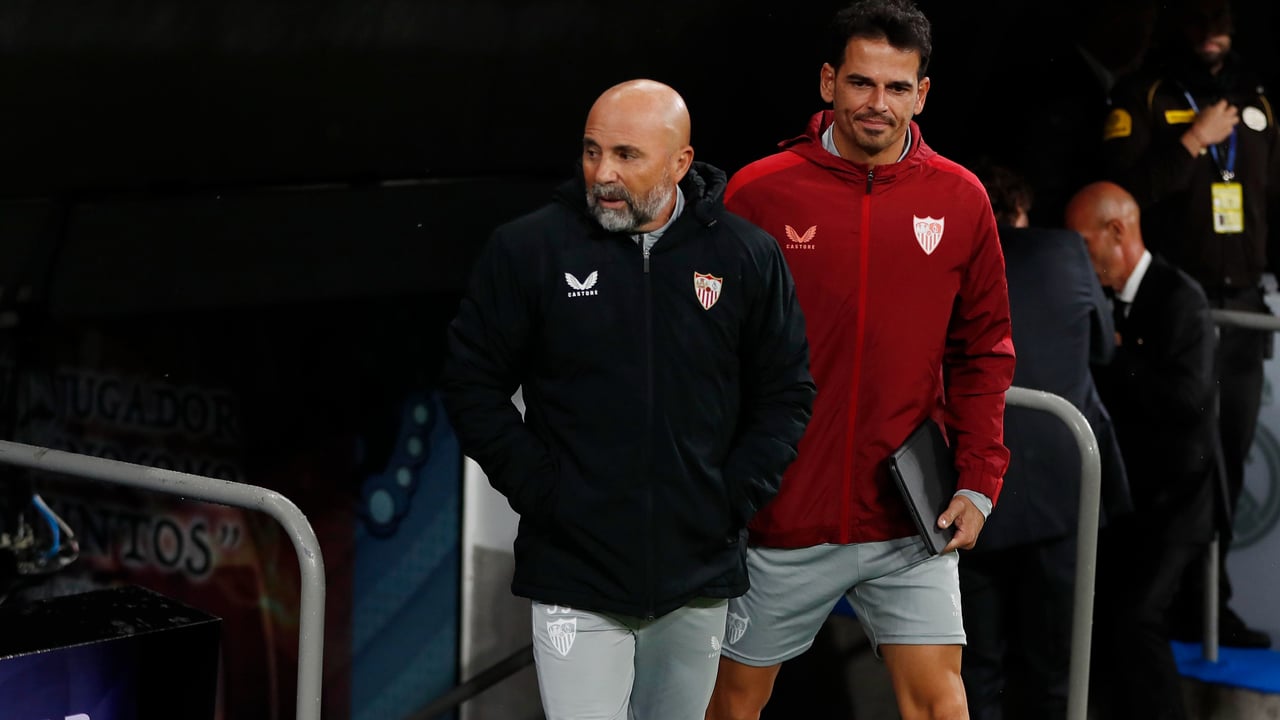 El clamor popular por un delantero para el Sevilla y el dardito de Sampaoli a la "herencia" de Lopetegui
