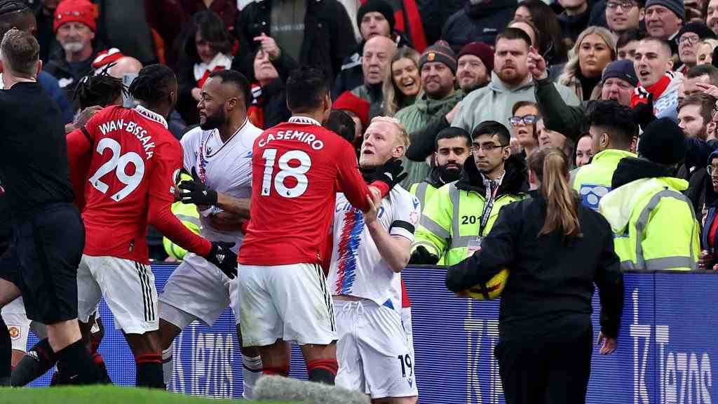 ¿Qué ha cambiado? Casemiro ve la primera roja directa de su carrera