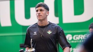 El Betis vuelve a chocar contra la justicia deportiva y se resigna: acata la sanción a Facundo Bernal, ratificada por el Comité de Apelación  