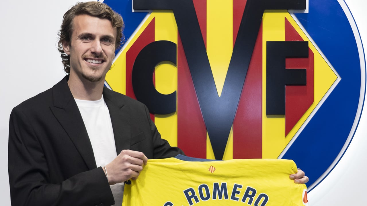 Primer fichaje del 'Submarino' 26/27: Carlos Romero regresa con su contrato renovado