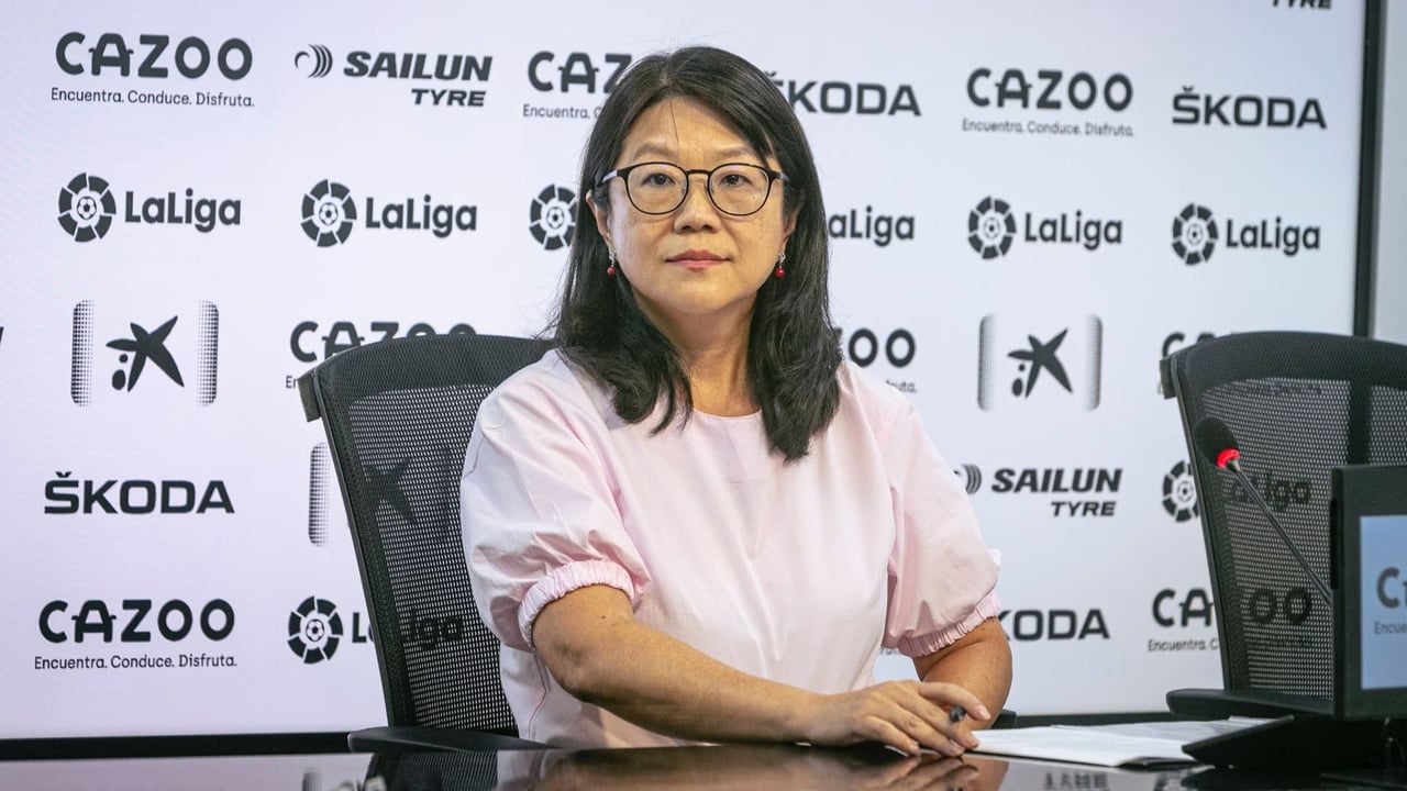 La Junta del Valencia explota contra Lim: "Maltrató a empleados y aficionados"