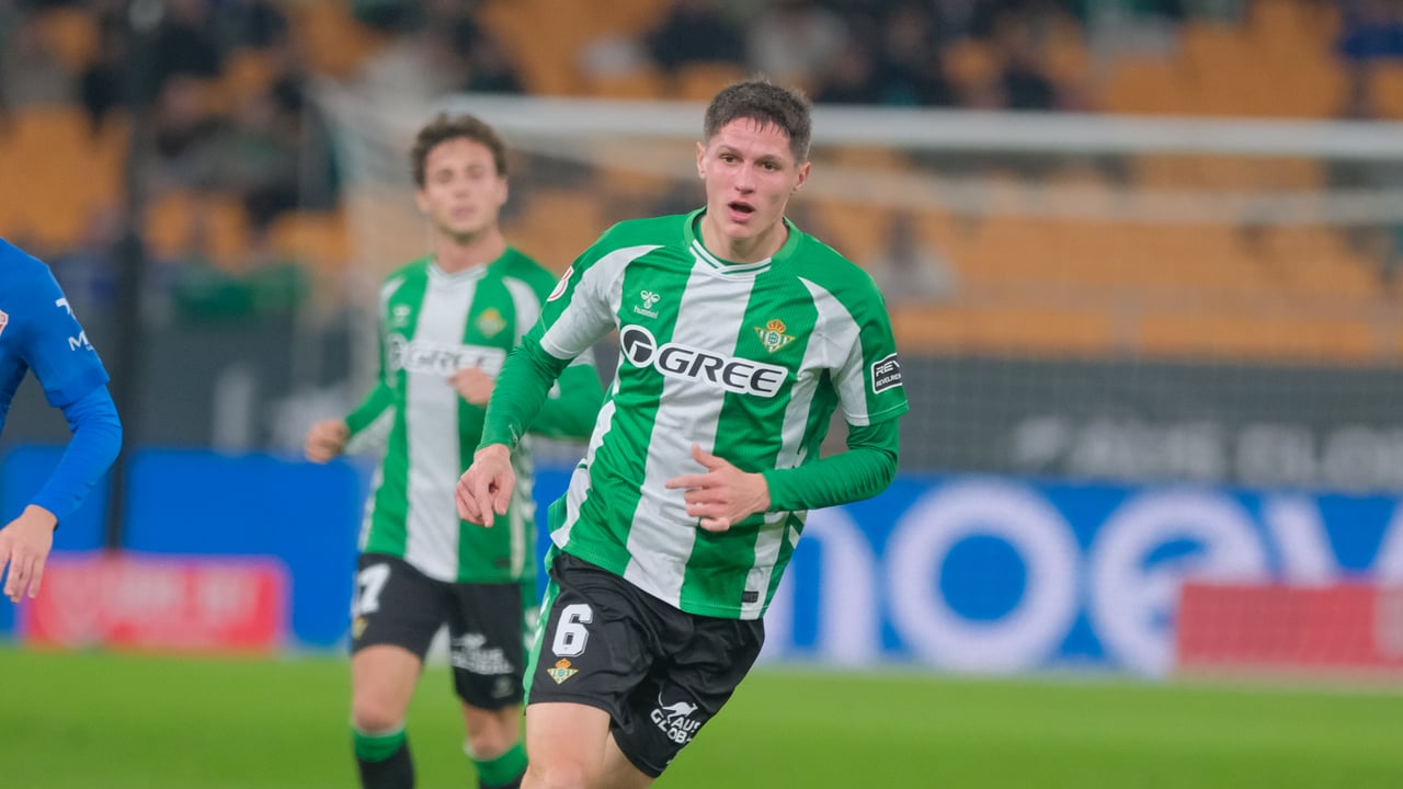 Altimira, pivote del Betis: "Meter un gol en un derbi no se olvida nunca"