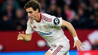 El Sevilla decide el siguiente paso con Manu Bueno con el respaldo de Almeyda 