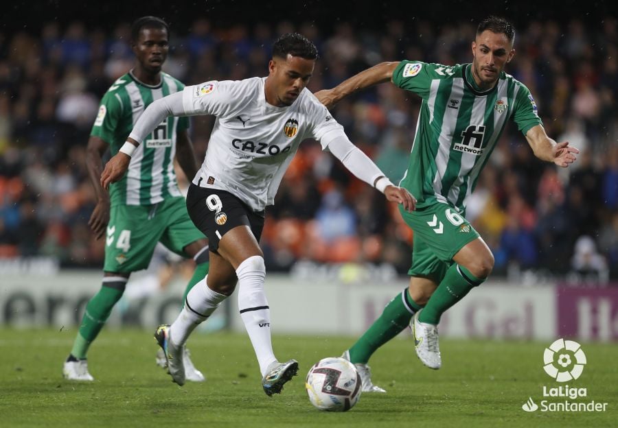 El vestuario del Betis lo tiene claro: "No podemos venirnos abajo"