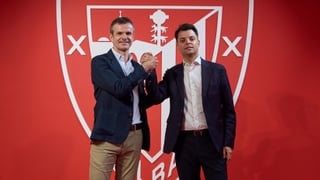 Mikel González, recién renovado por el Athletic Club, ya tiene otra opción sobre la mesa para Urko Izeta