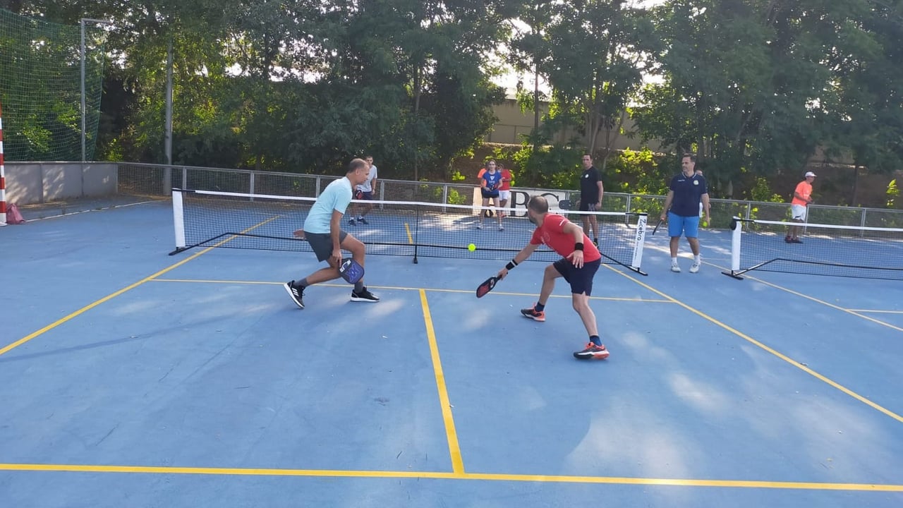 Se abre el plazo de inscripción de los cursos de nivel para abonados: tenis, pádel, pickleball y natación