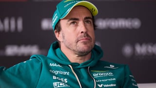 Fernando Alonso exprime el AMR26 pero el motor Honda no aguanta