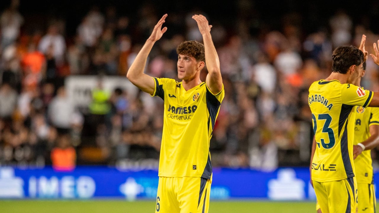 Pau Navarro explota contra la afición del Villarreal: "No puede estar el campo vacío en el minuto 70 porque en los otros campos las aficiones apoyan muchísimo"