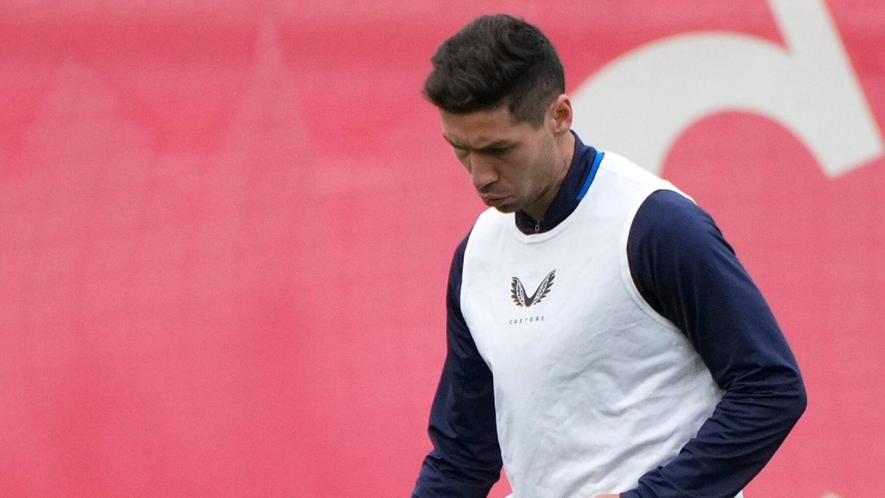 La confirmación del Papu, tres novedades esperadas y una baja relevante en el Sevilla para Linares