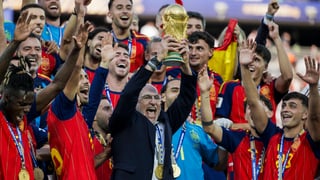 "¿Luis de la Fuente o Del Bosque? Con jugadores que no llegan a nivel individual a los de 2010, ha conseguido los mismos éxitos"