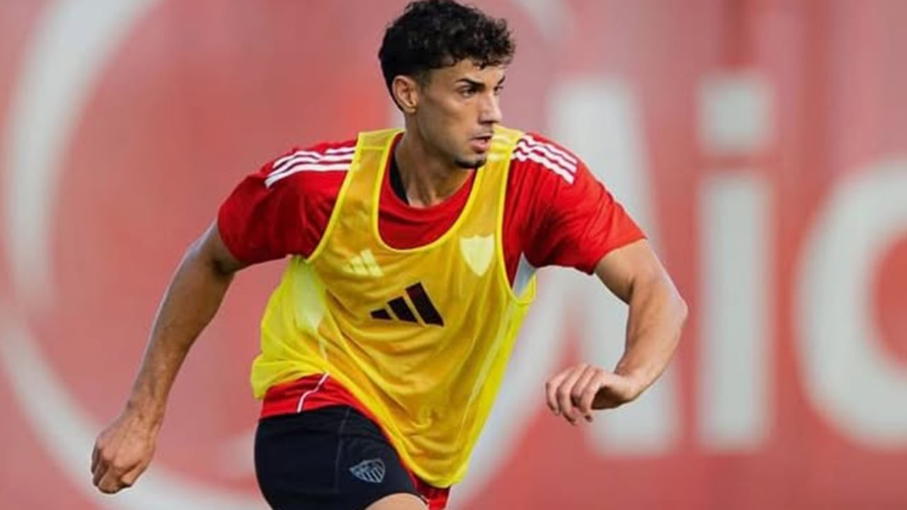 'Fichaje' para conseguir el ascenso: el Sevilla apuesta por la tercera vía con Álex Costa