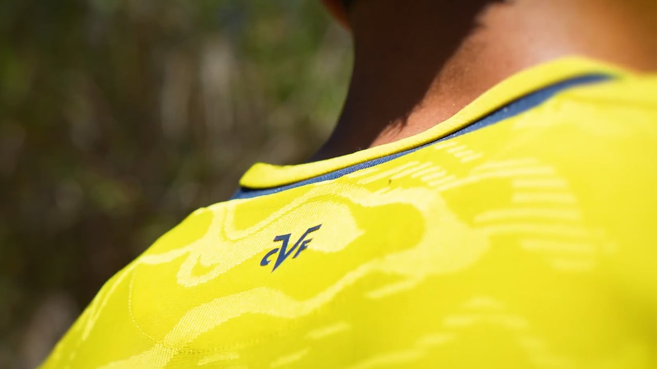 El Villarreal presenta su primera equipación para la temporada 2026/2027