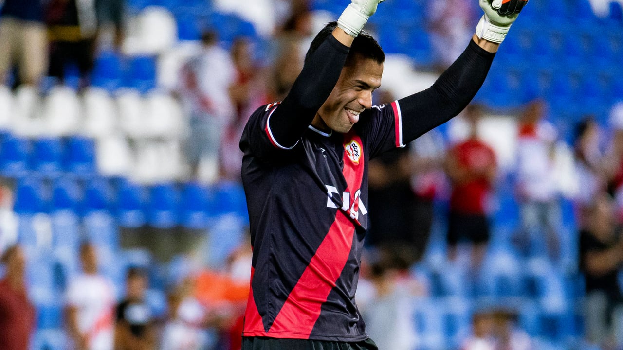 Audero cae con Indonesia y enciende las alarmas en el Rayo