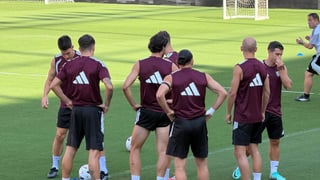 Sangante y Vargas marcan una nueva sesión del Sevilla en el Sánchez-Pizjuán antes de viajar A Coruña