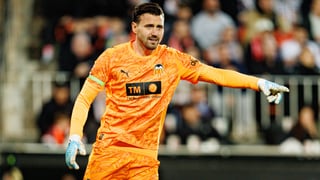 El precio que tiene que pagar el Valencia si quiere retener a Dimitrievski 