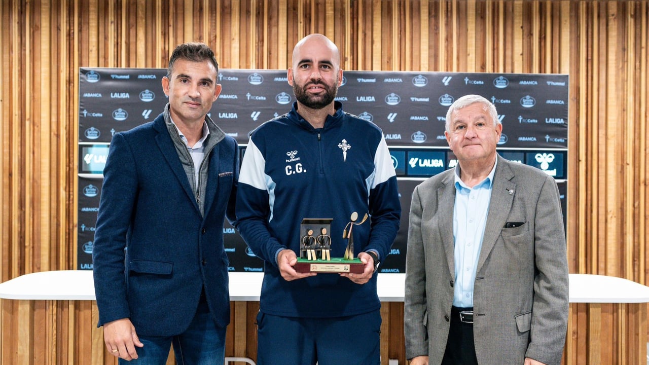 Nuevo premio a Claudio Giráldez