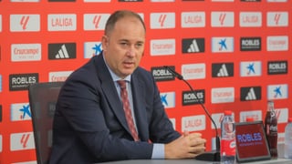 José Ignacio Navarro y el final de mercado del Sevilla: "Tenemos capacidad para realizar inscripciones"