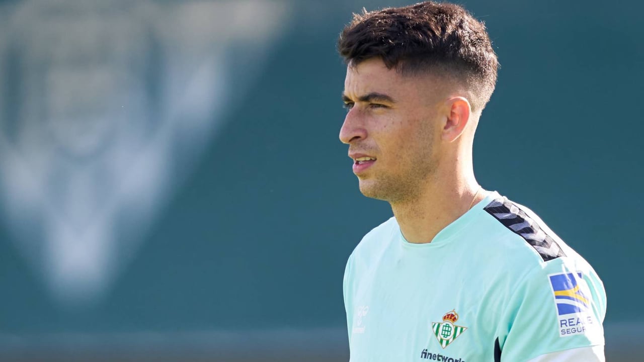 La primera colleja a Marc Roca y su 'Celestina' en el Betis