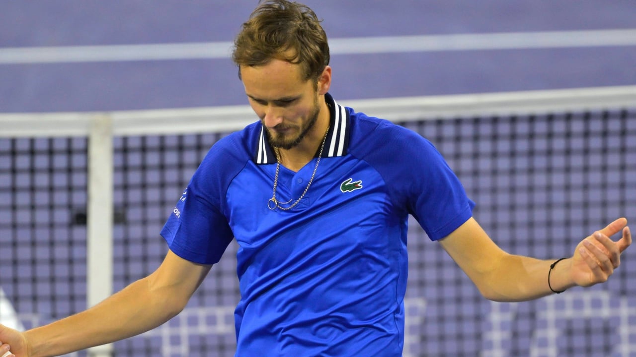 Carlos Alcaraz no se muerde la lengua y manda un recado a Medvedev