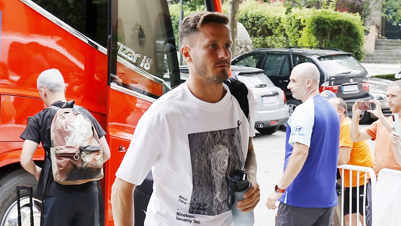 Saúl oscurece a Januzaj