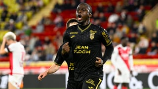 Desde Inglaterra amenazan el fichaje de Bamba Dieng, una ganga a coste cero para la delantera del Betis