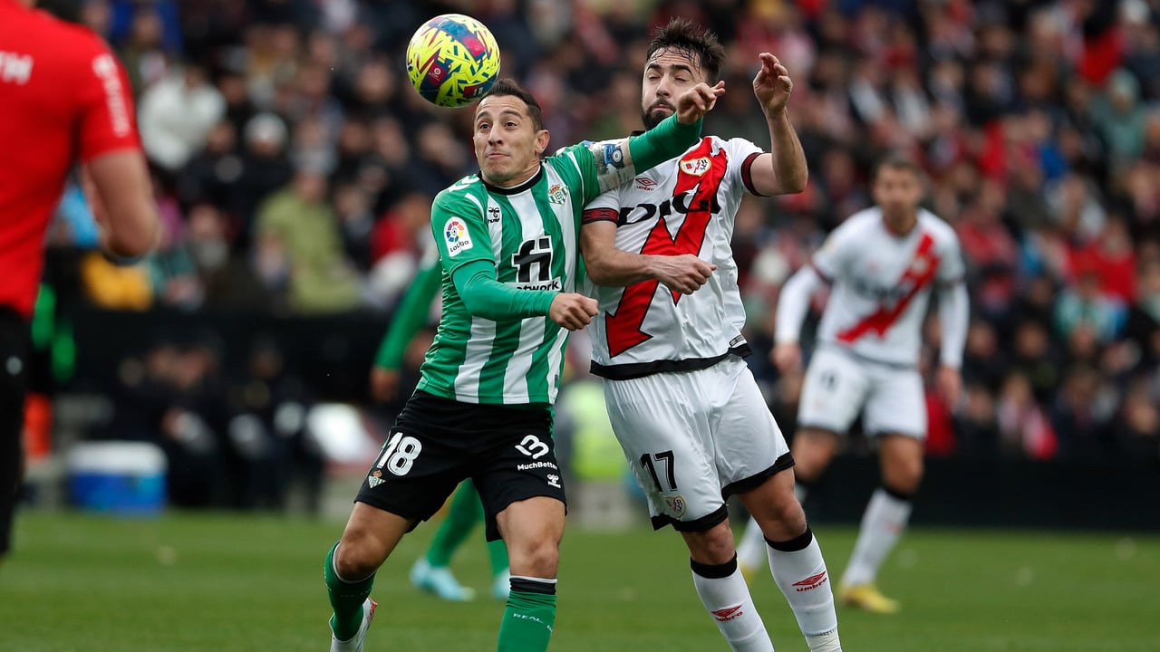 A Guardado se le abre una puerta inesperada en México