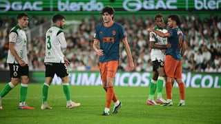 Racing 2-2 Valencia: Aguirre recupera a un soldado pero se queda a medias