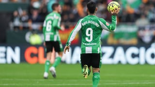 'Chimy' Ávila se abona a "lo bonito que es gritar un gol con esta afición"