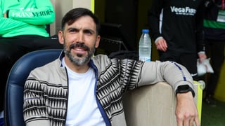 Eder Sarabia da las claves de la derrota y es claro sobre su futuro en el banquillo del Elche: "Estoy tranquilo"