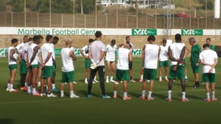 Marbella aviva la preocupación en el Betis por el estado físico de Isco
