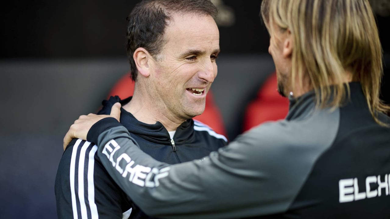 El último gesto solidario de Arrasate con el VAR, el entrenador de moda