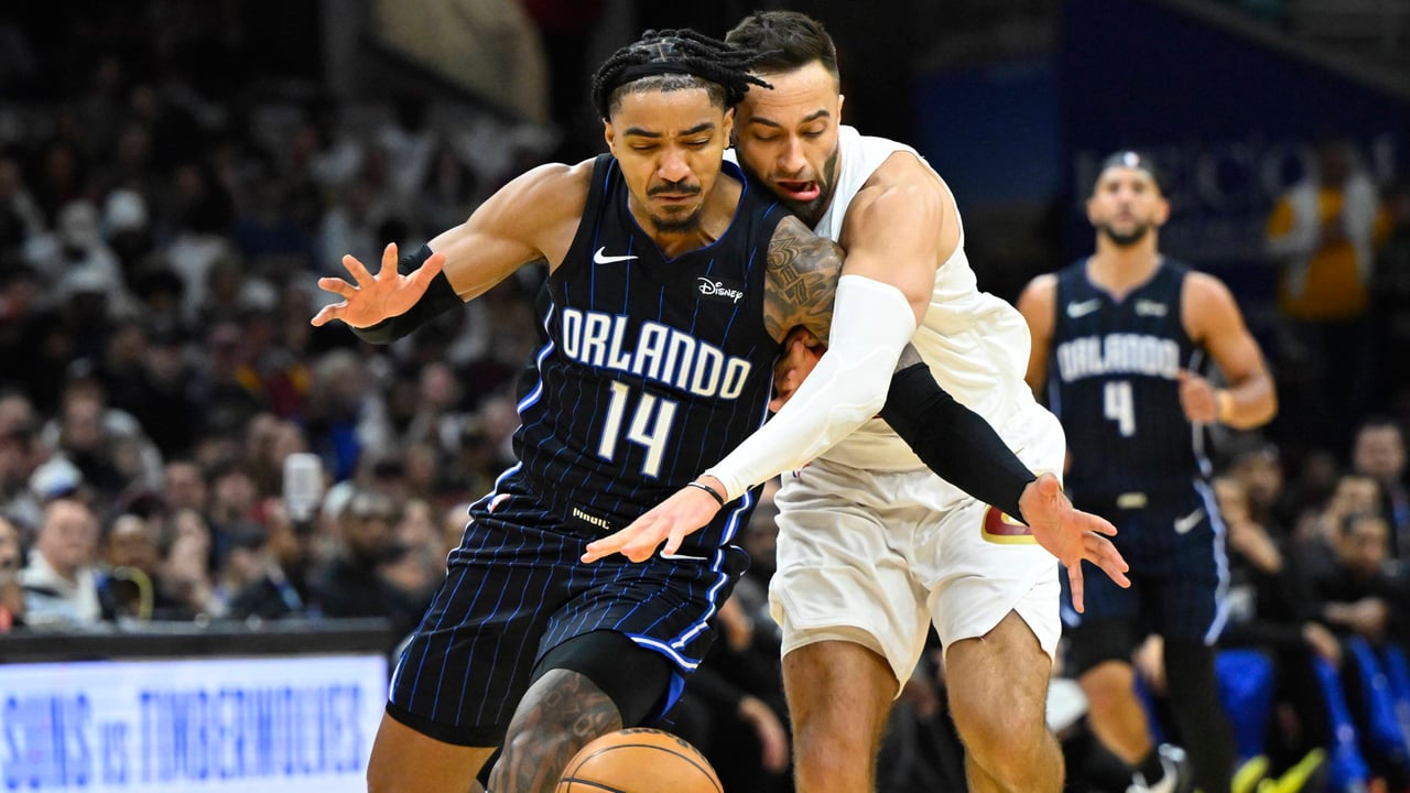 Los Cavaliers golpean primero