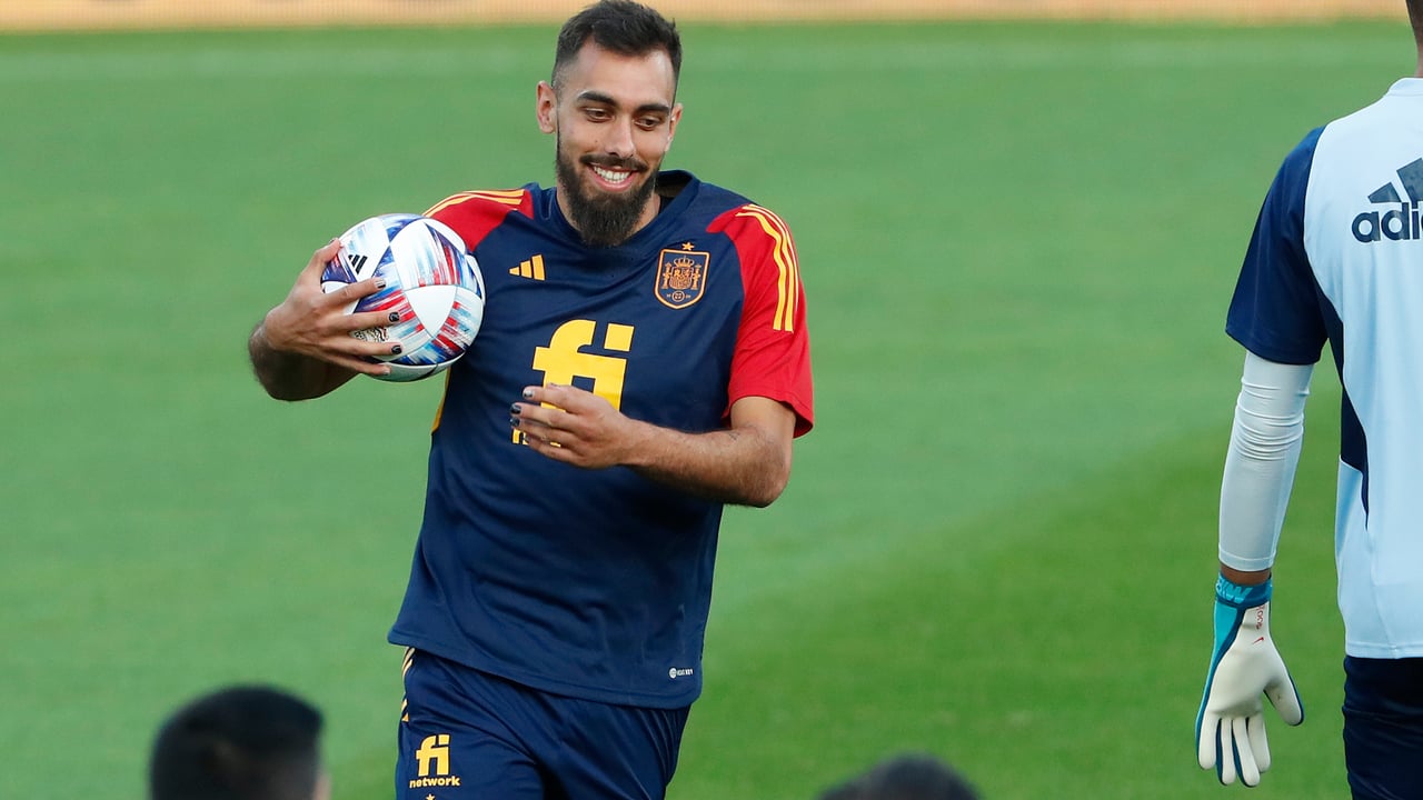 Los "matices" que ve Borja Iglesias entre la España de Luis Enrique y De la Fuente