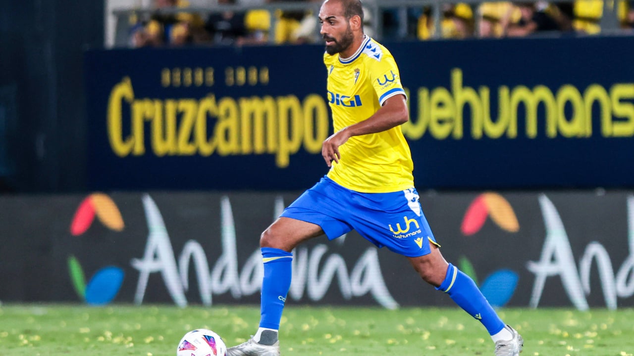 Fali y el Cádiz separan sus caminos tras ocho temporadas juntos