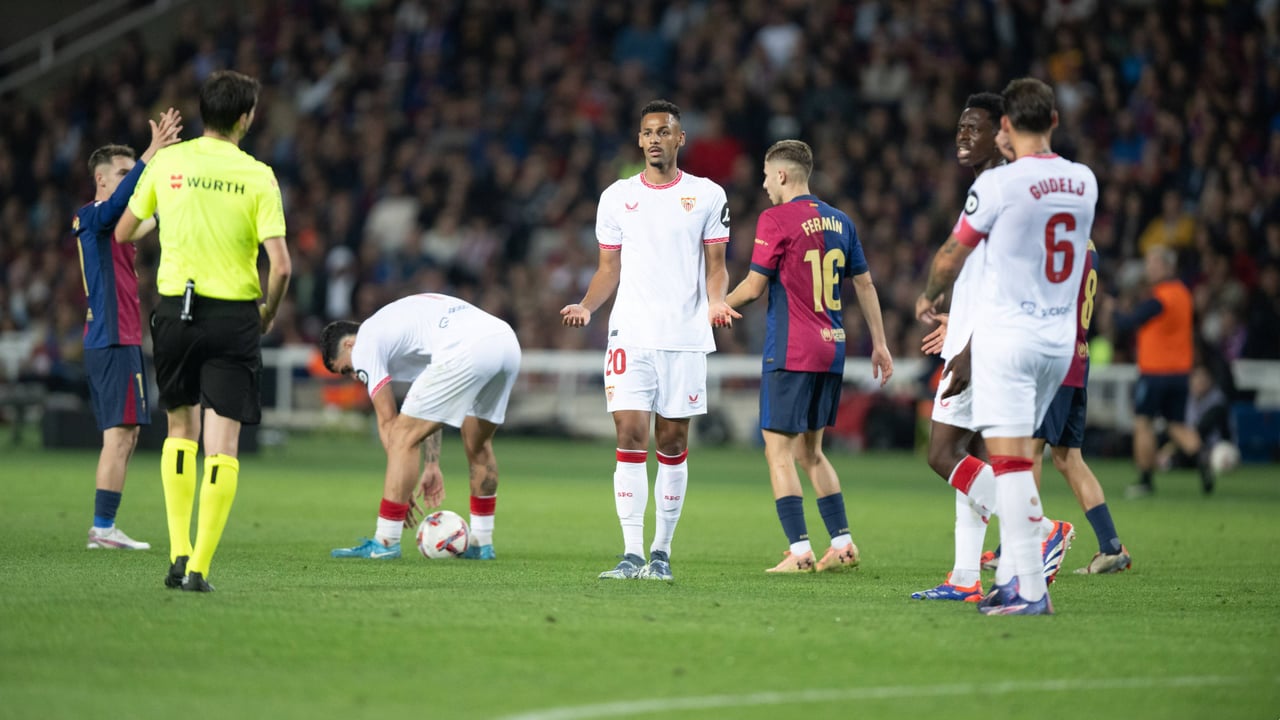 Sow pide a la afición del Sevilla que sea más realista con los objetivos