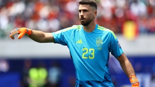 Unai Simón avisa sobre Portugal: "Cristiano Ronaldo no es el de hace seis años, pero hay que mantenerle alejado"