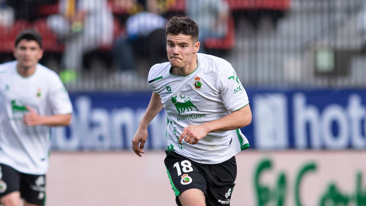 Peio Canales pide sitio en el Athletic