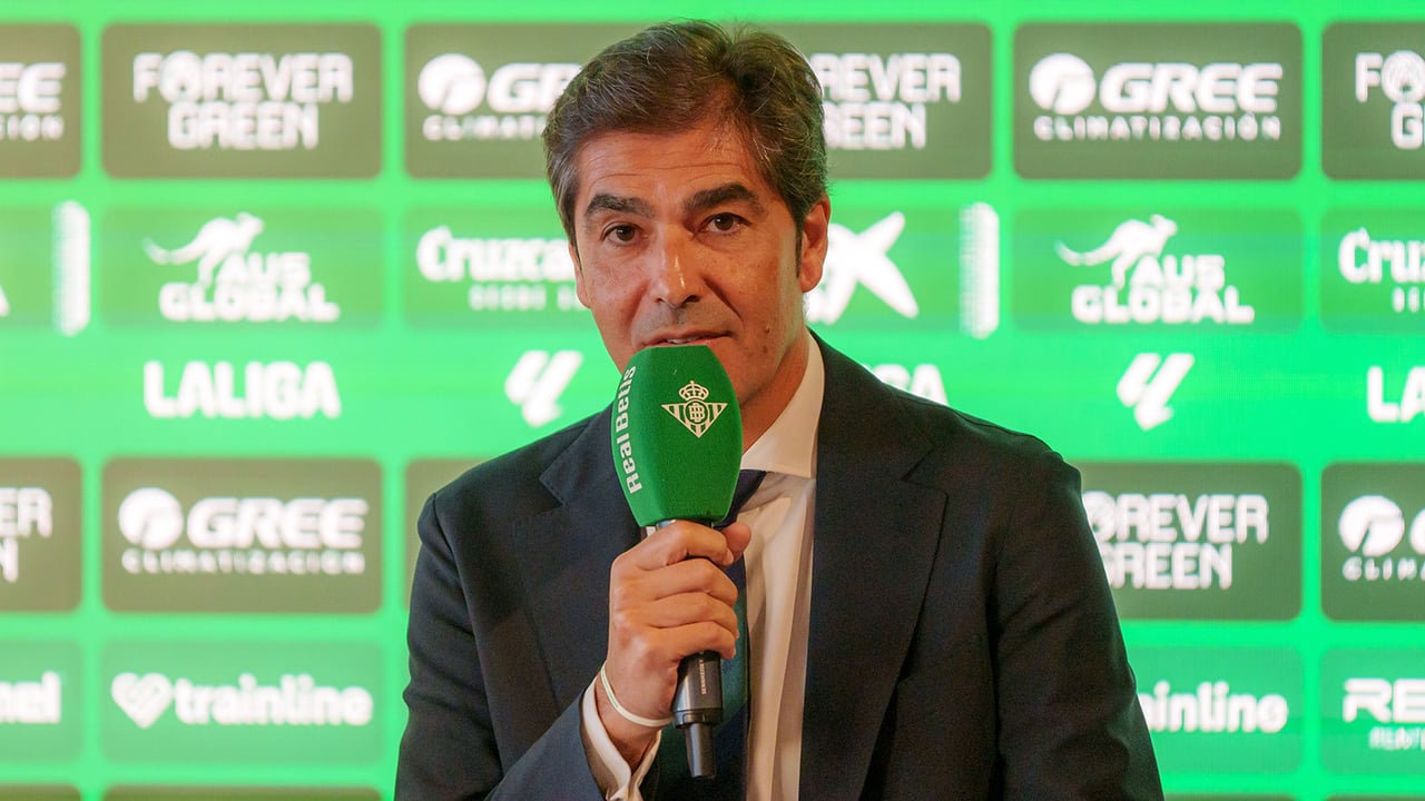 Ángel Haro, responde a las críticas por Pablo García y el "derrotismo", acepta dos errores del Betis y revela oferta por Abde: "Nos rogó que le dejáramos salir"